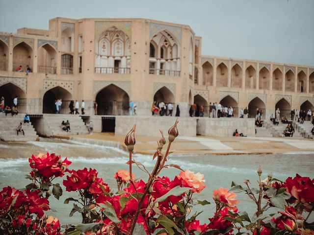 L’Iran, à la croisée des routes et des mondes