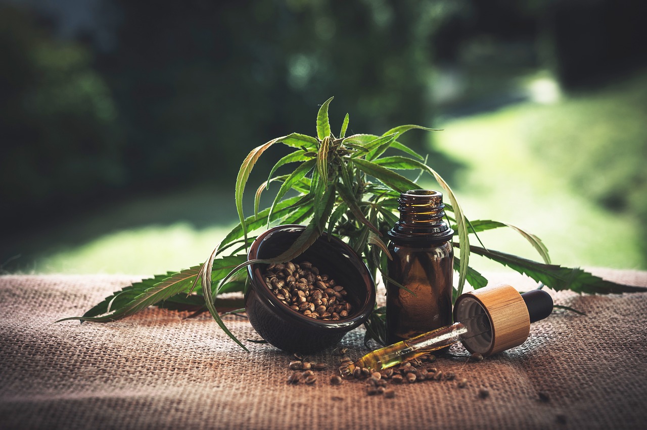 L’engouement pour le CBD en Suisse : pourquoi les consommateurs se tournent-ils vers cette alternative naturelle ?