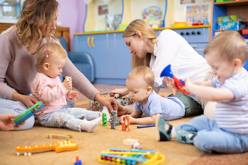 La pénurie de crèches à Genève : l’État est-il un obstacle ?