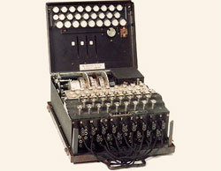 Enigma: Machine mécanique à chiffrer allemande